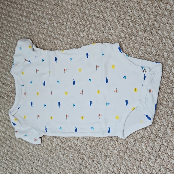 Carter's Outfit Bundle - Picture 10 of 13